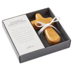 Hallmark popular shop -Hallmark shop Comfort Holy Land Wood Cross 1REL2038 02