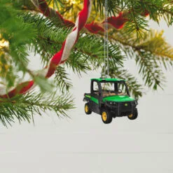 Hallmark John Deere Gator™ XUV835R Utility Vehicle Metal Ornament -Hallmark shop John Deere Gator Utility Vehicle Keepsake Ornament 2199QXI6019 02