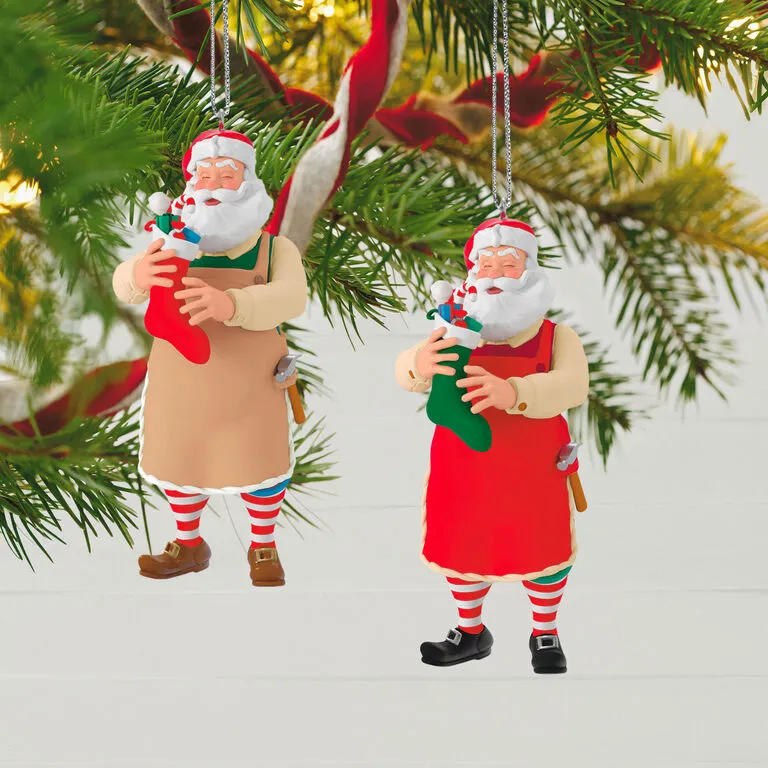 Hallmark Toymaker Santa Surprise Mystery Ornament 5 Hallmark Toymaker Santa Surprise Mystery Ornament - Image 3