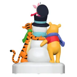 Hallmark Disney Winnie The Pooh A Happy Holiday Hug Musical Ornament -Hallmark shop Winnie the Pooh Tigger Piglet Keepsake Ornament 2999QXD6737 06